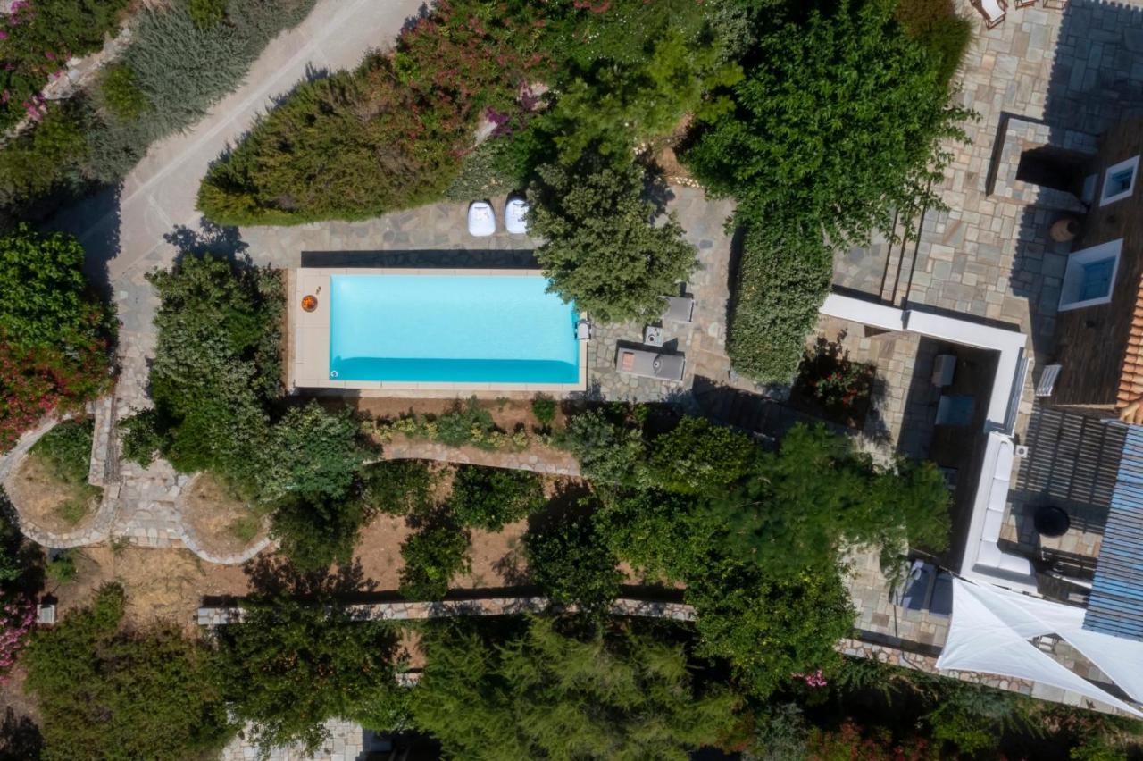 Luxury Villa By The Beach Steniaí Zewnętrze zdjęcie